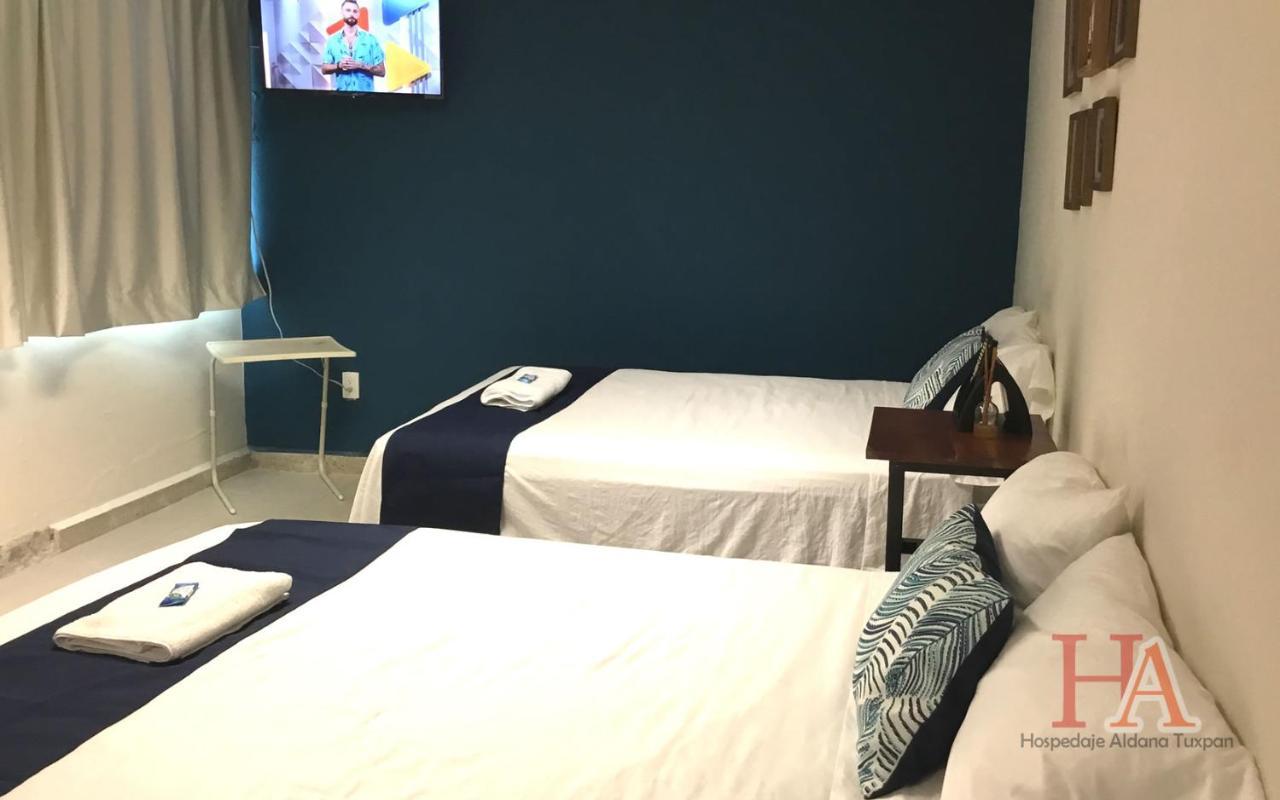 Hospedaje Aldana - Habitacion L E R D O En Zona Centro Tuxpan  Exterior photo